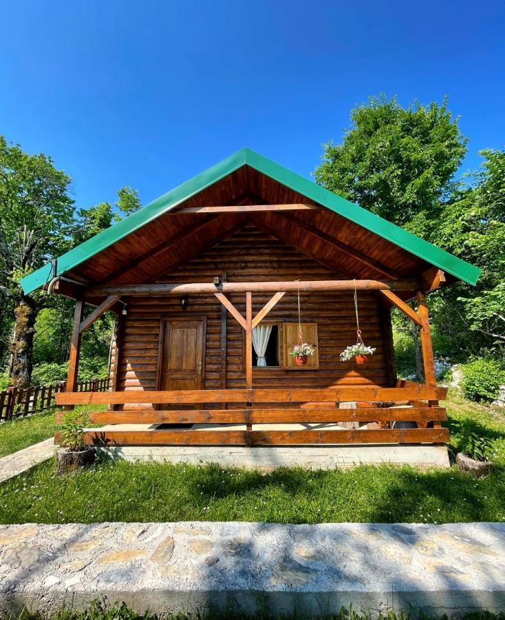 Cabin House Dubovik Цетине Екстериор снимка