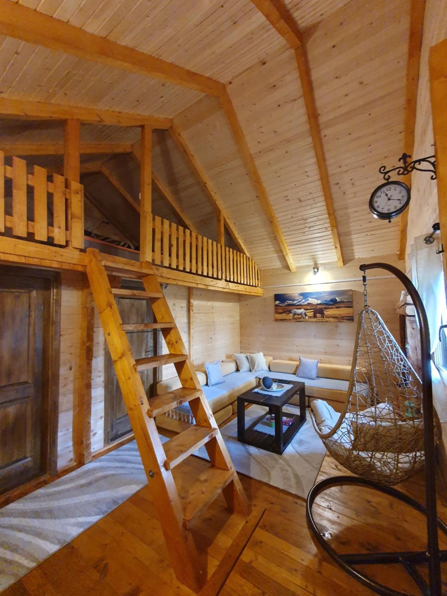 Cabin House Dubovik Цетине Екстериор снимка