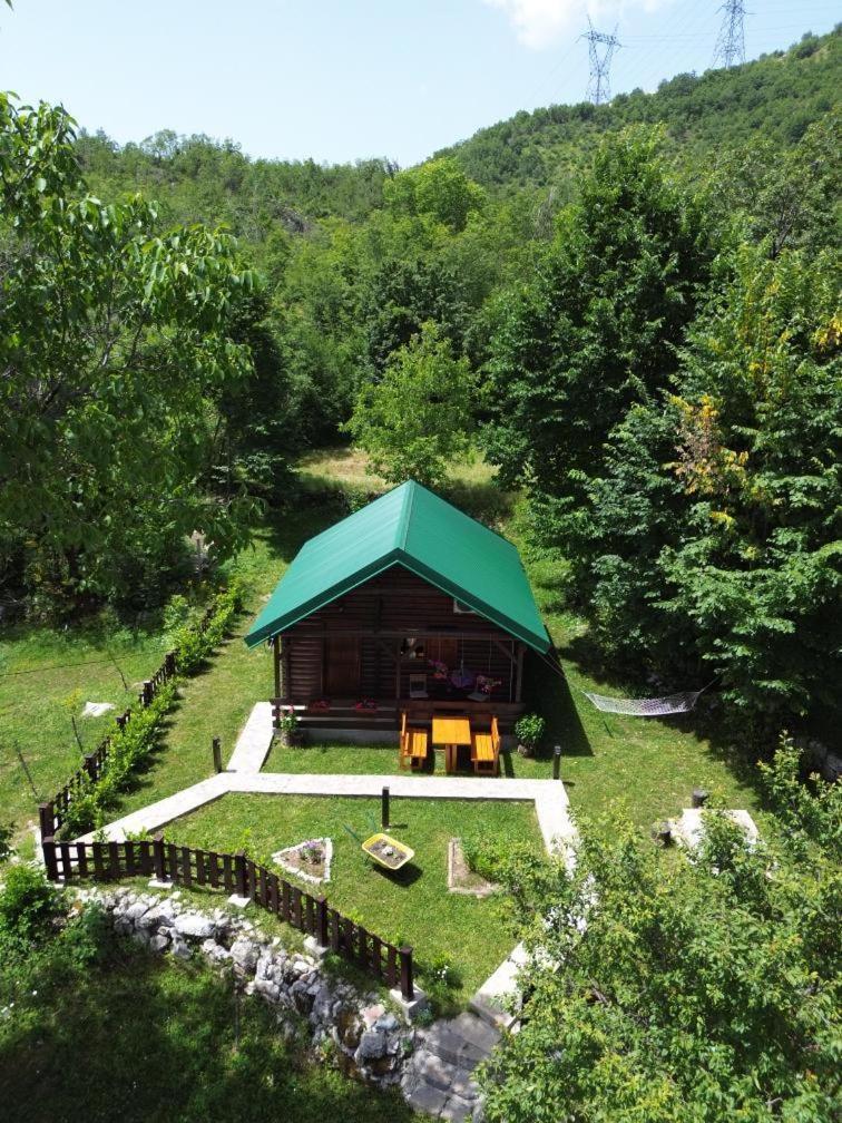 Cabin House Dubovik Цетине Екстериор снимка